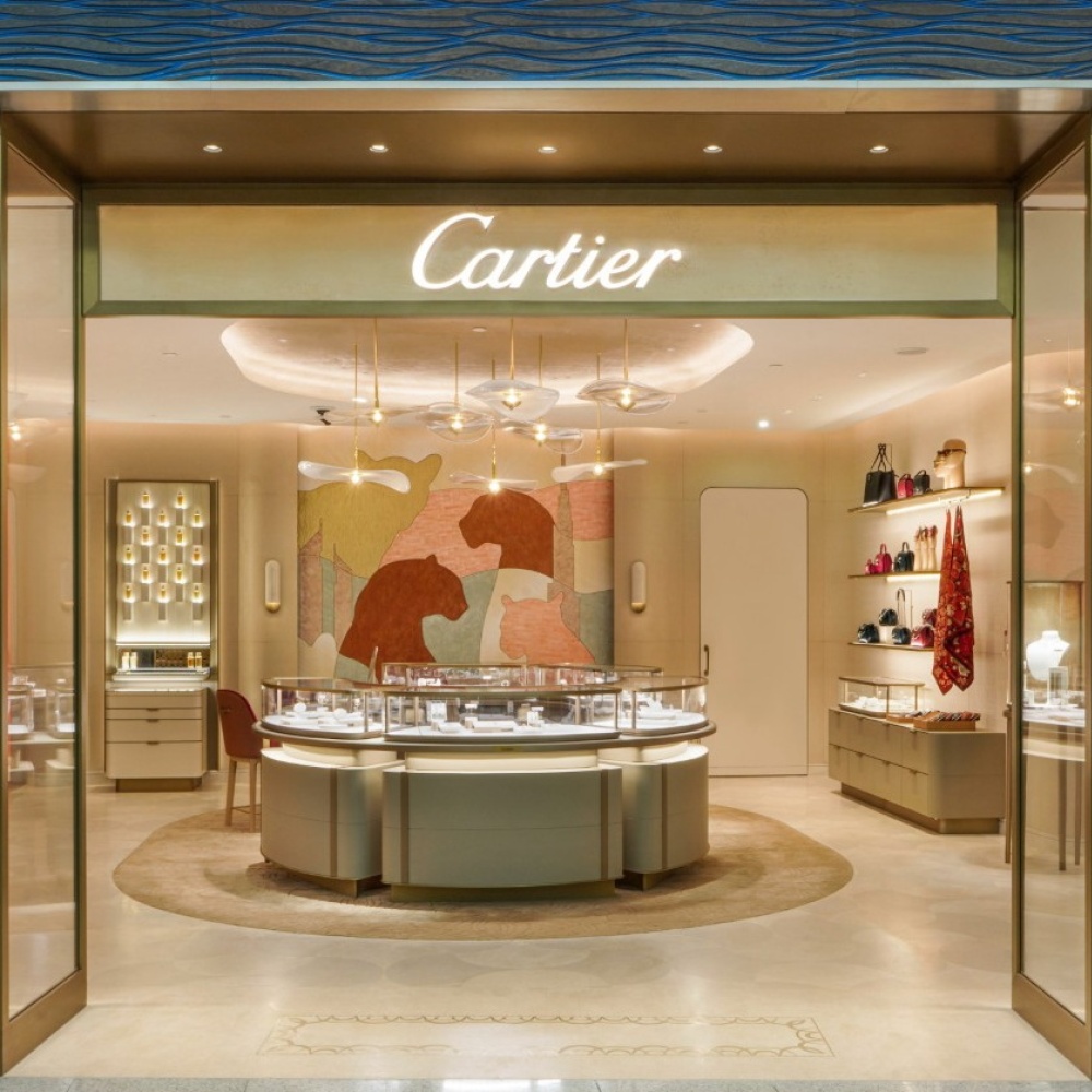 أعلنت دار كارتييه Cartier عن توسيع حضورها في مطار دبي الدولي