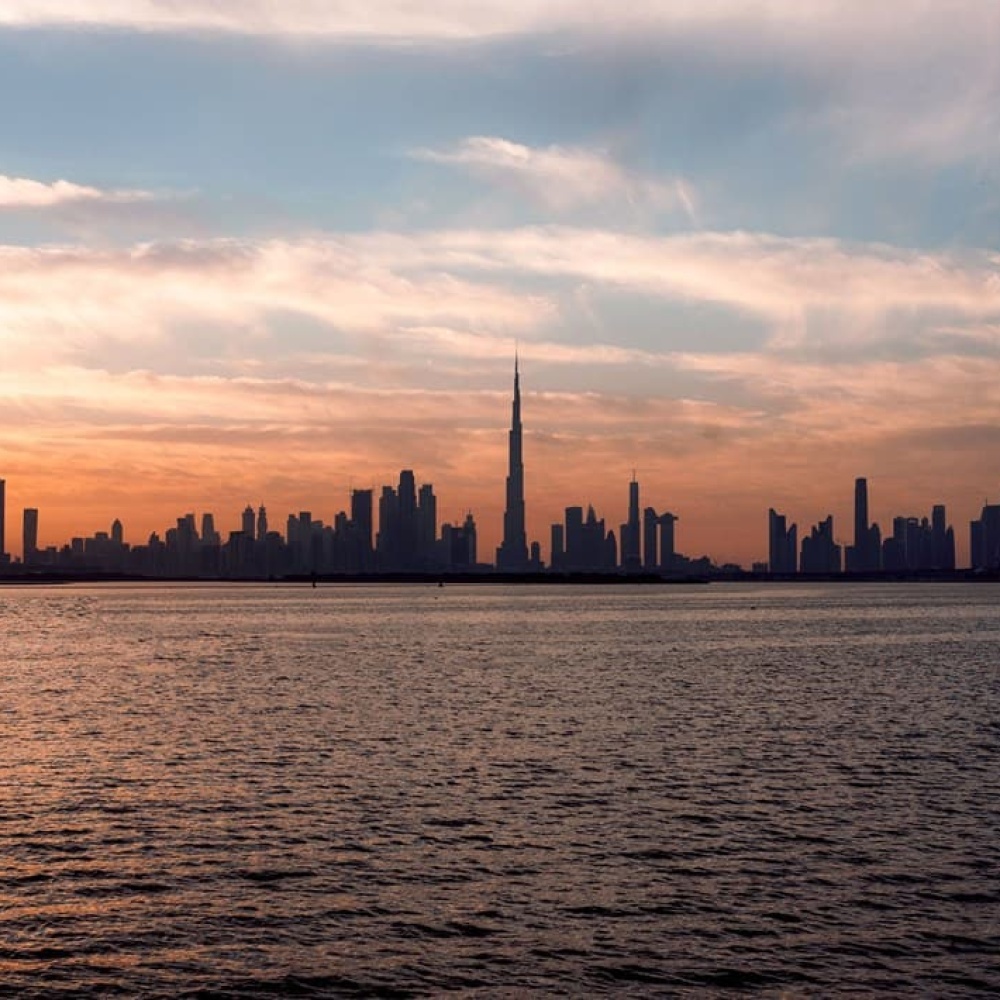 كيف تقضي يوماً ممتعاً في خور دبي.. رحلة بين التاريخ والطبيعة والثقافة
