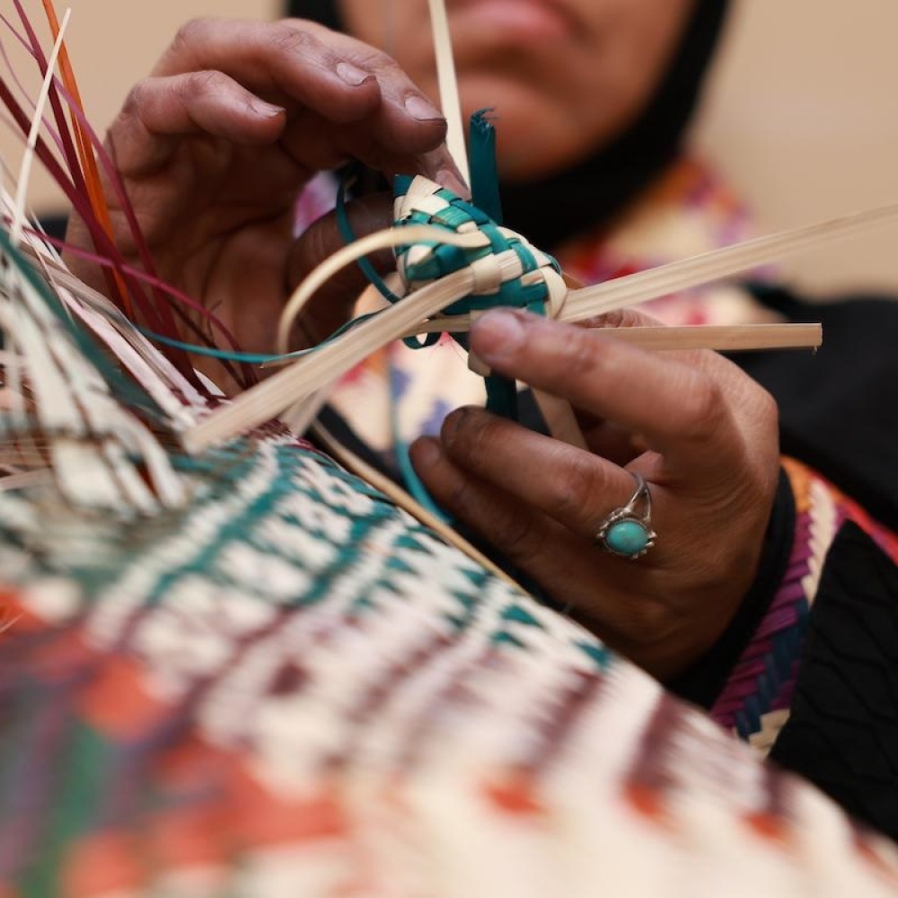 لإعادة ابتكار حرفة متجذرة في تاريخ المملكة.. إثراء يطلق مبادرة الخوص