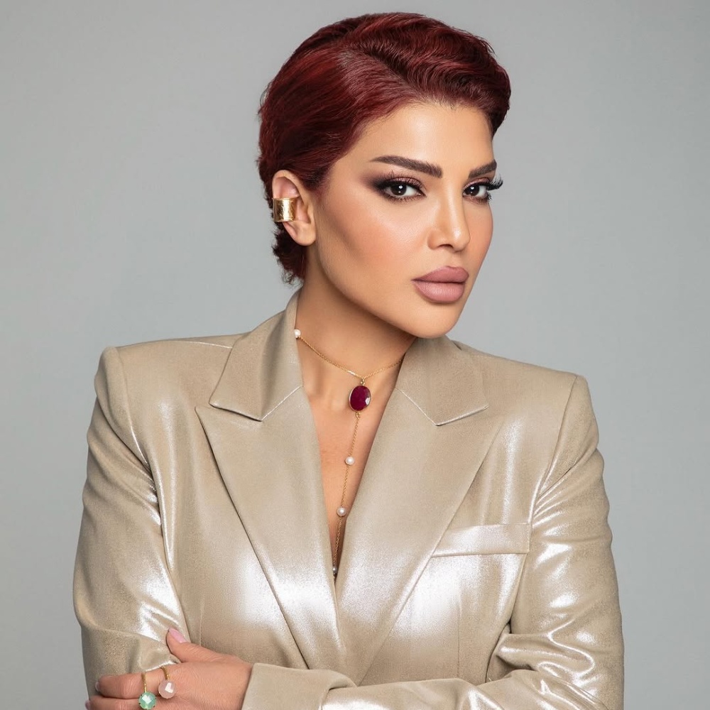 الفنانة دينا حايك من ابرز محاربات سرطان الثدي - صورة من انستغرامها