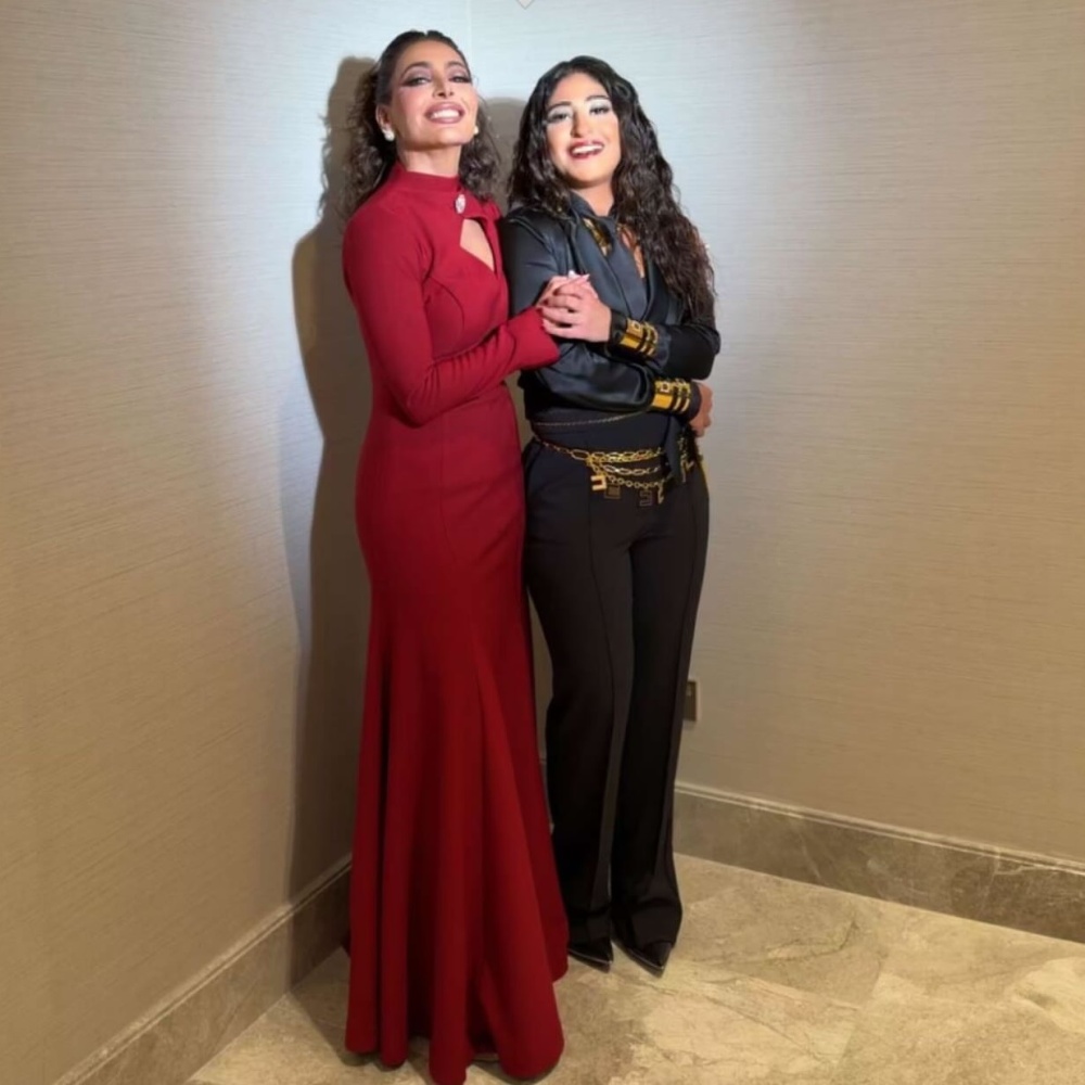 شجون الهاجري وفاطمة الصفي