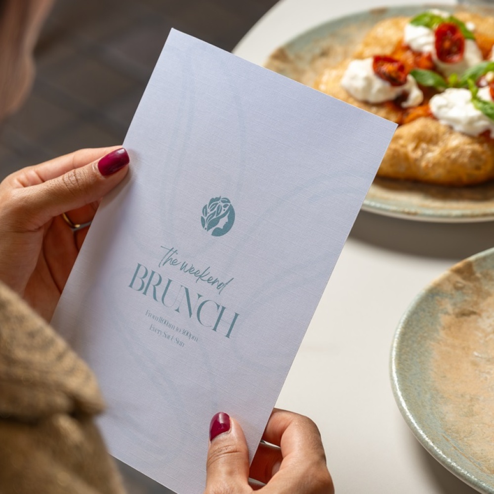 مخبز ومقهى أورا في جميرا يطلق تجربة البرانش الجديدة في عطلة نهاية الأسبوع