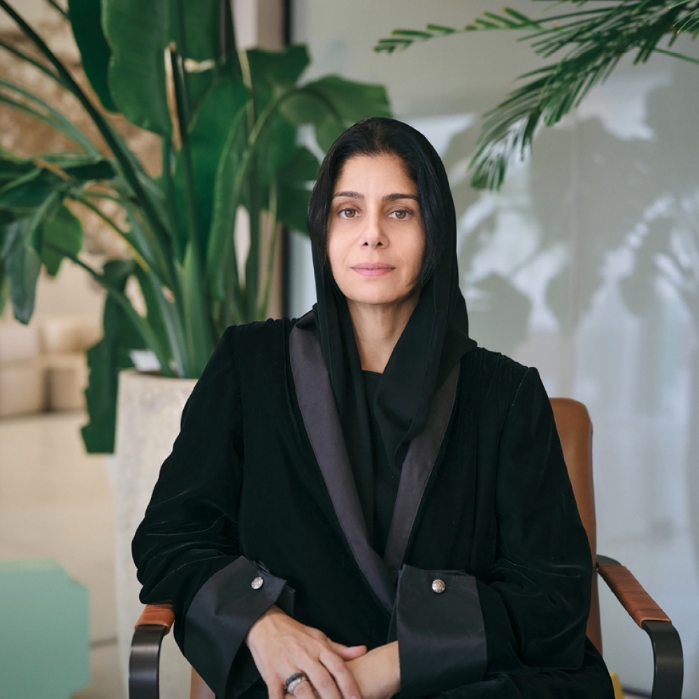 الرئيسة التنفيذية لهيئة الفنون البصرية السعودية دينا أمين