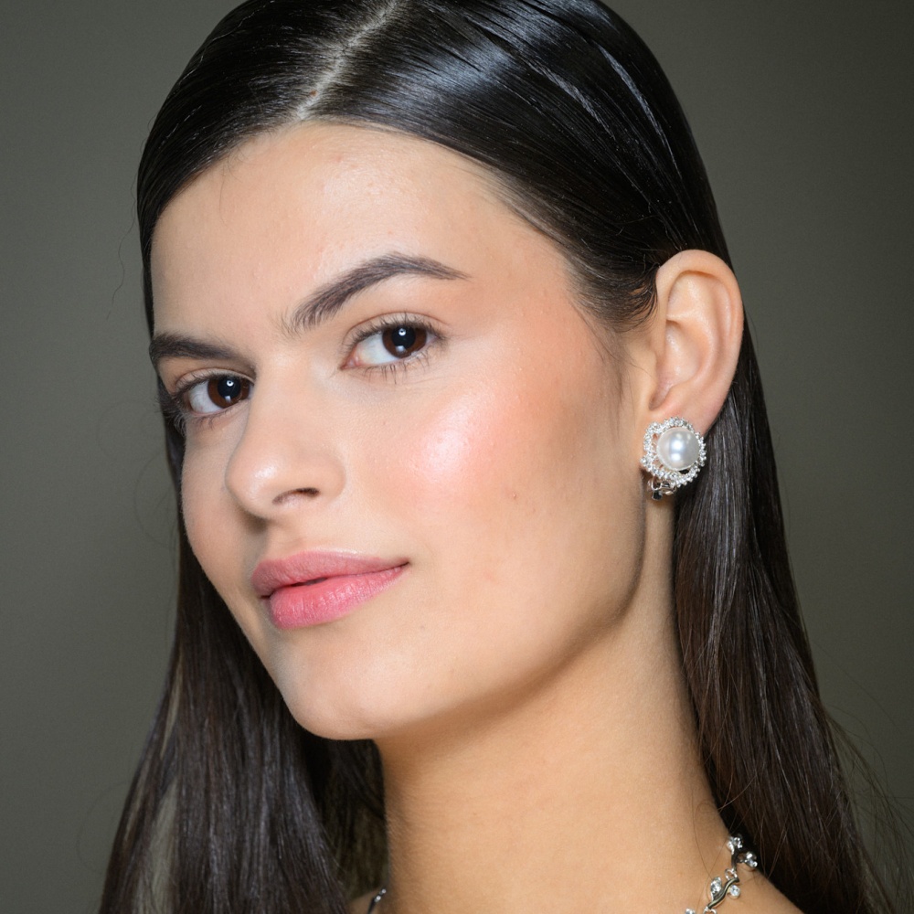 مؤسسة ALAM دافني لامبيرتس تستعرض مع "هي" الأطعمة الفائقة التي تغذي بشرتك وشعرك وجسمك