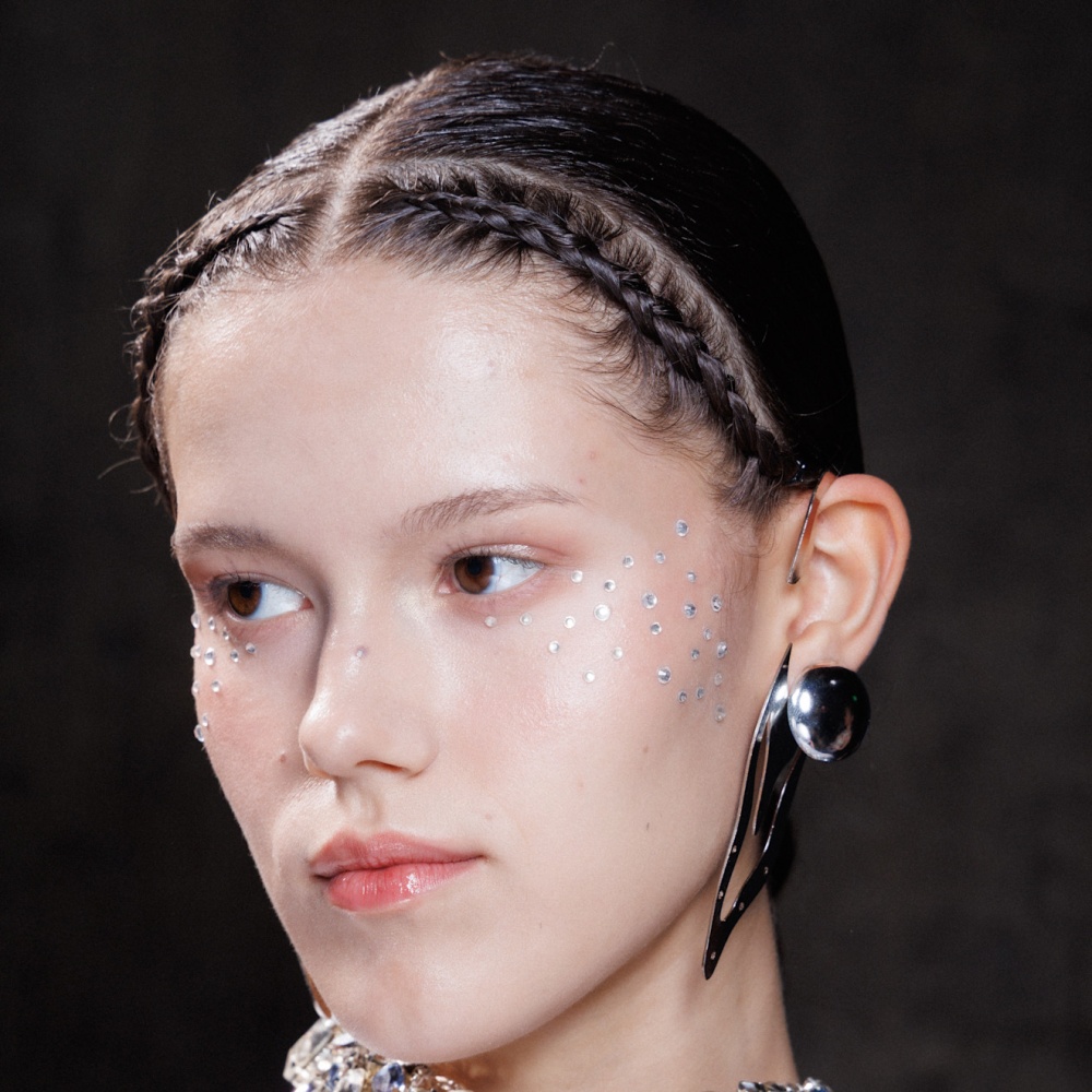 تسريحات شعر الضفائر صيحة تبعد عنك الروتين الكلاسيكي