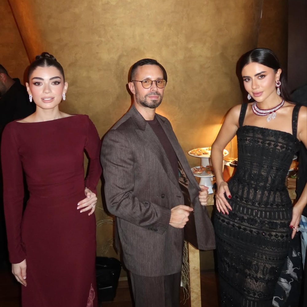 ضيفات رامي قاضي يتباهين بأجمل تصاميمه 