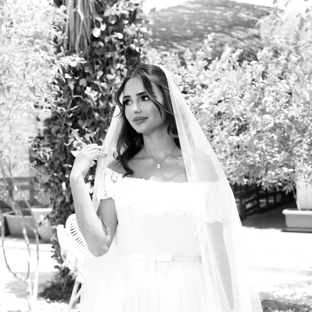 من اطلالات العرايس بمكياج خبيرة التجميل السعودية جميله فايز