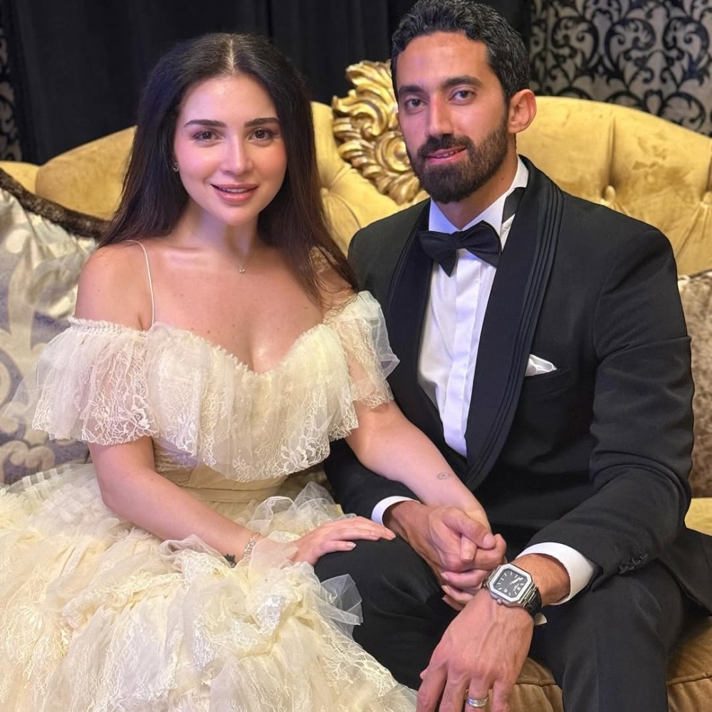 مجوهرات مي عز الدين في عقد قرانها لمسات بسيطة تعكس ذوقها الرفيع