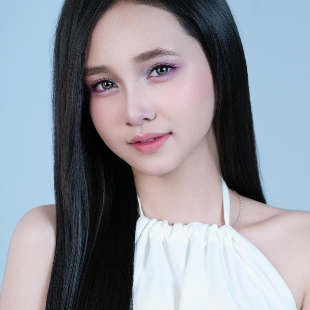 بفضل اعتمادها على ترطيب عميق ومدروس، تمنح Skin Flooding البشرة حقها الطبيعي في الامتلاء والمرونة