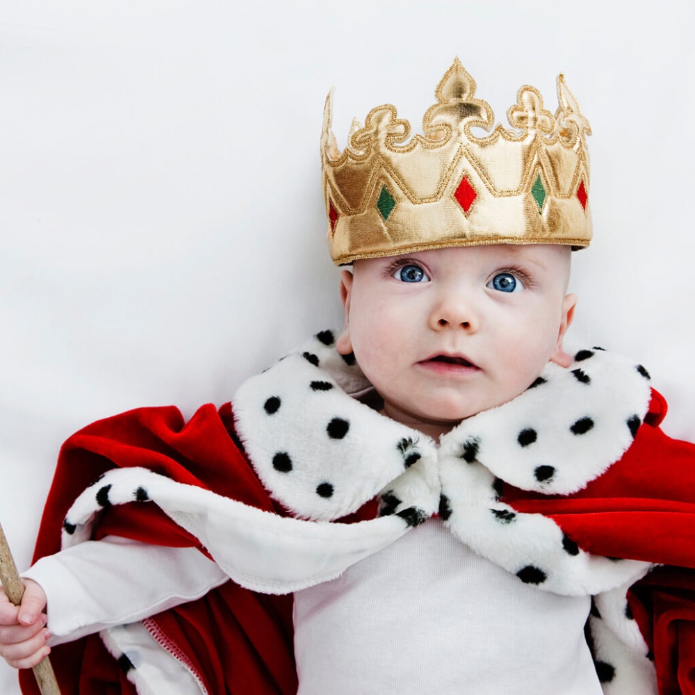 أسماء أولاد نادرة تناسب الولادة في العائلة الملكية