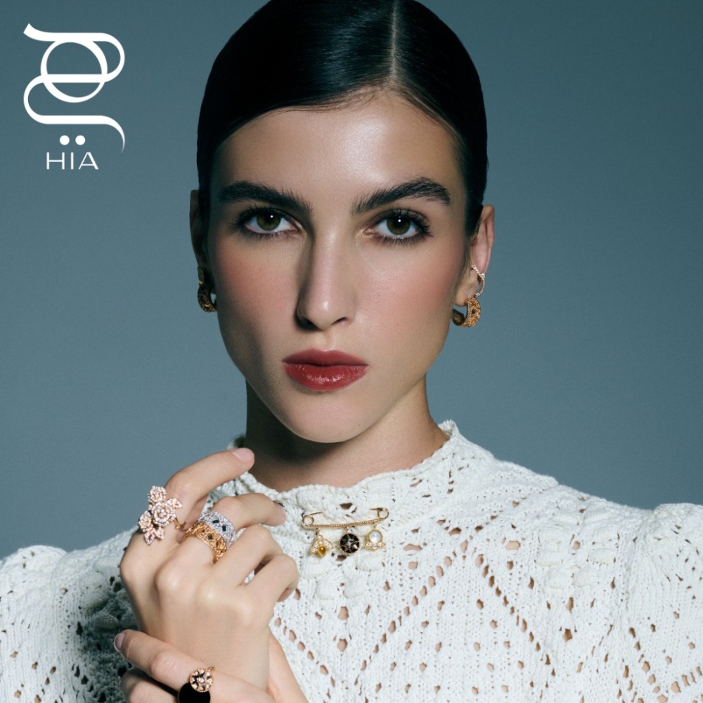 جلسة تصويرية خاصة بـ"هي"... بريق "ديور" لغة لا تحتاج إلى كلمات