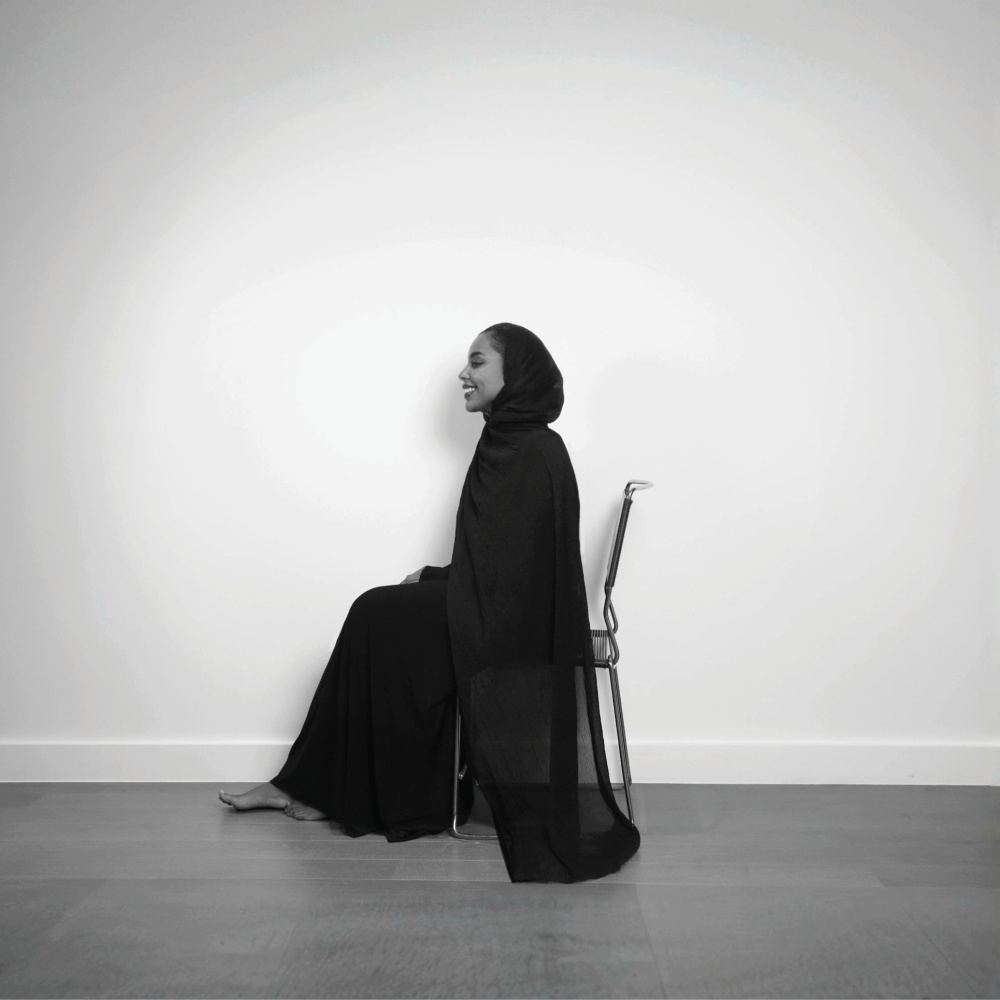 داخل عالم HARLIENZ وإبداع "هيا العدساني"