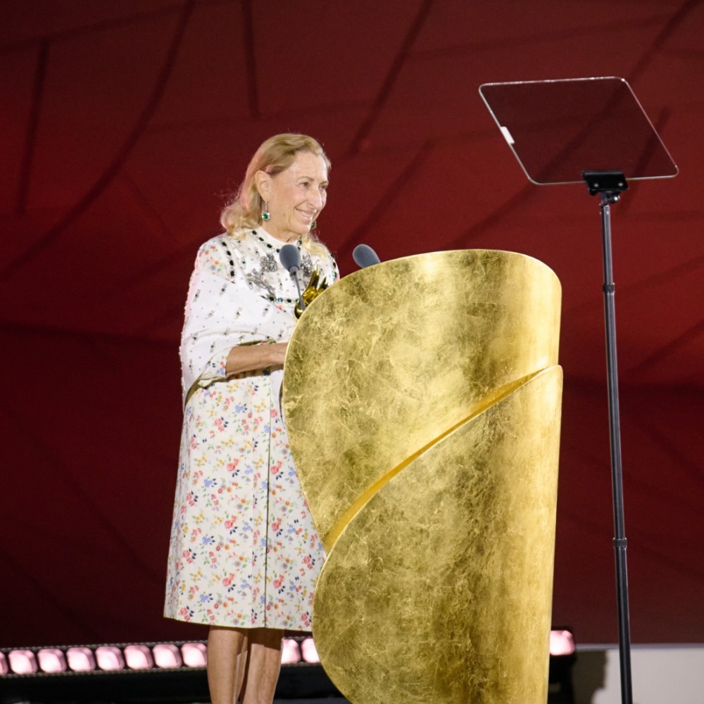 ميوتشيا برادا 