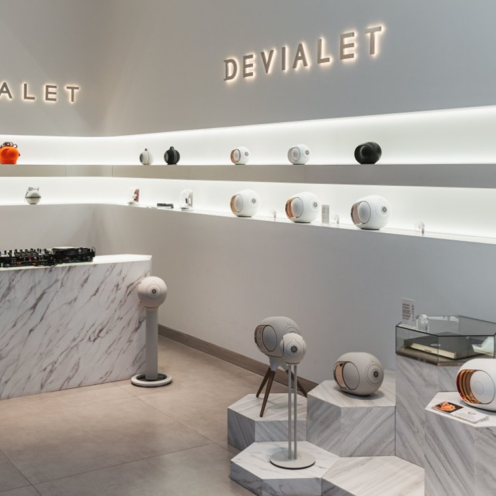 ديفياليه تكشف عن فانتوم ألتميت: المرحلة التالية من الثورة