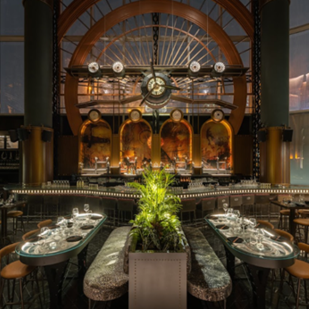 Amelia يطلق تجربة العشاء الجديدة First Flight.. مغامرة ذوقية فاخرة تجمع بين الإبداع والفن