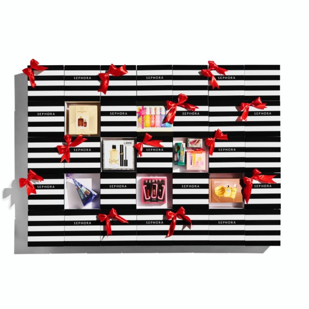 تشكيلة الأعياد 2025: أكبر مجموعة هدايا لدى سيفورا حتى الآن