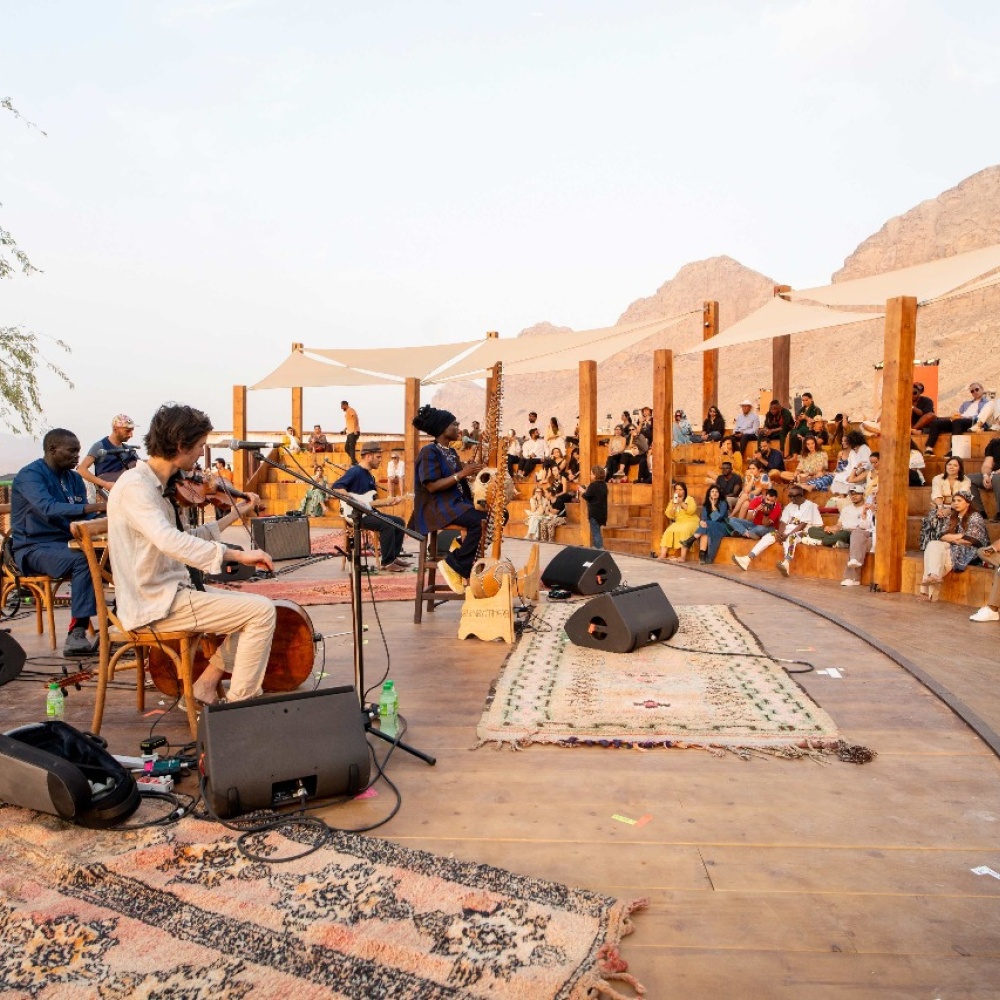 مهرجان تنوير مساحة تتجاوز الفن لتلهم الإنسان والطبيعة