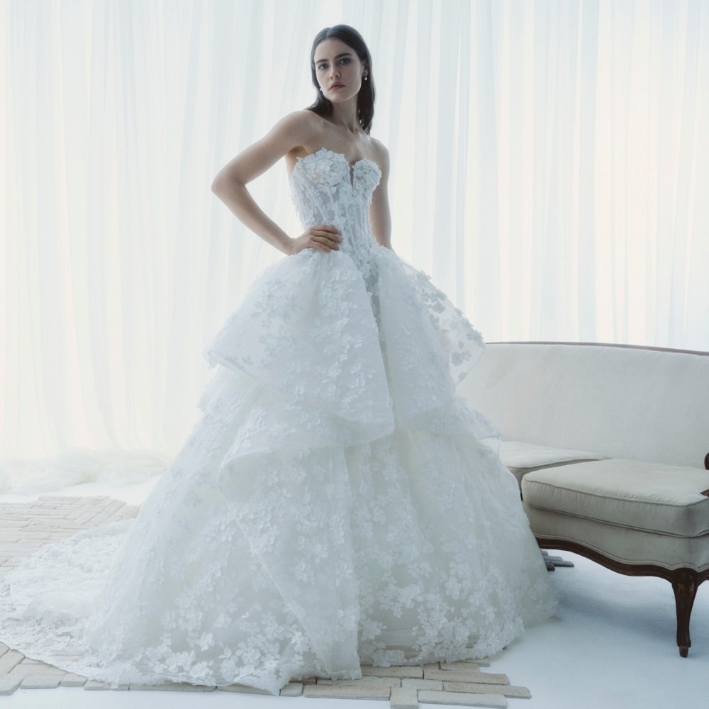 أوفرسكيرت بالكشكشة من  Rivini