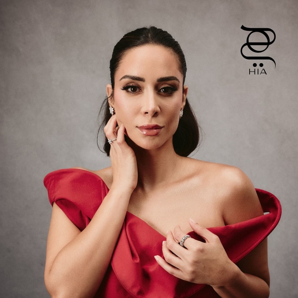 بسنت شوقي بتصاميم مجوهرات مُبهرة خلال مهرجان البحر الأحمر