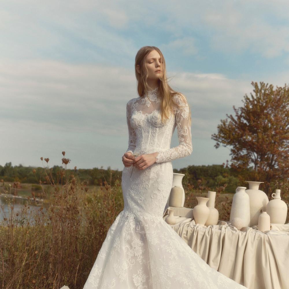 فستان زفاف بتصميم الحورية من دار  Alyne