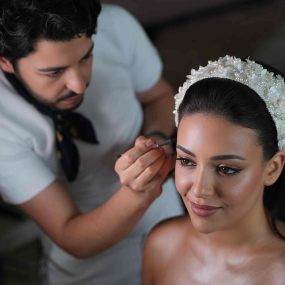 مزين الشعر وليد زين الدين.