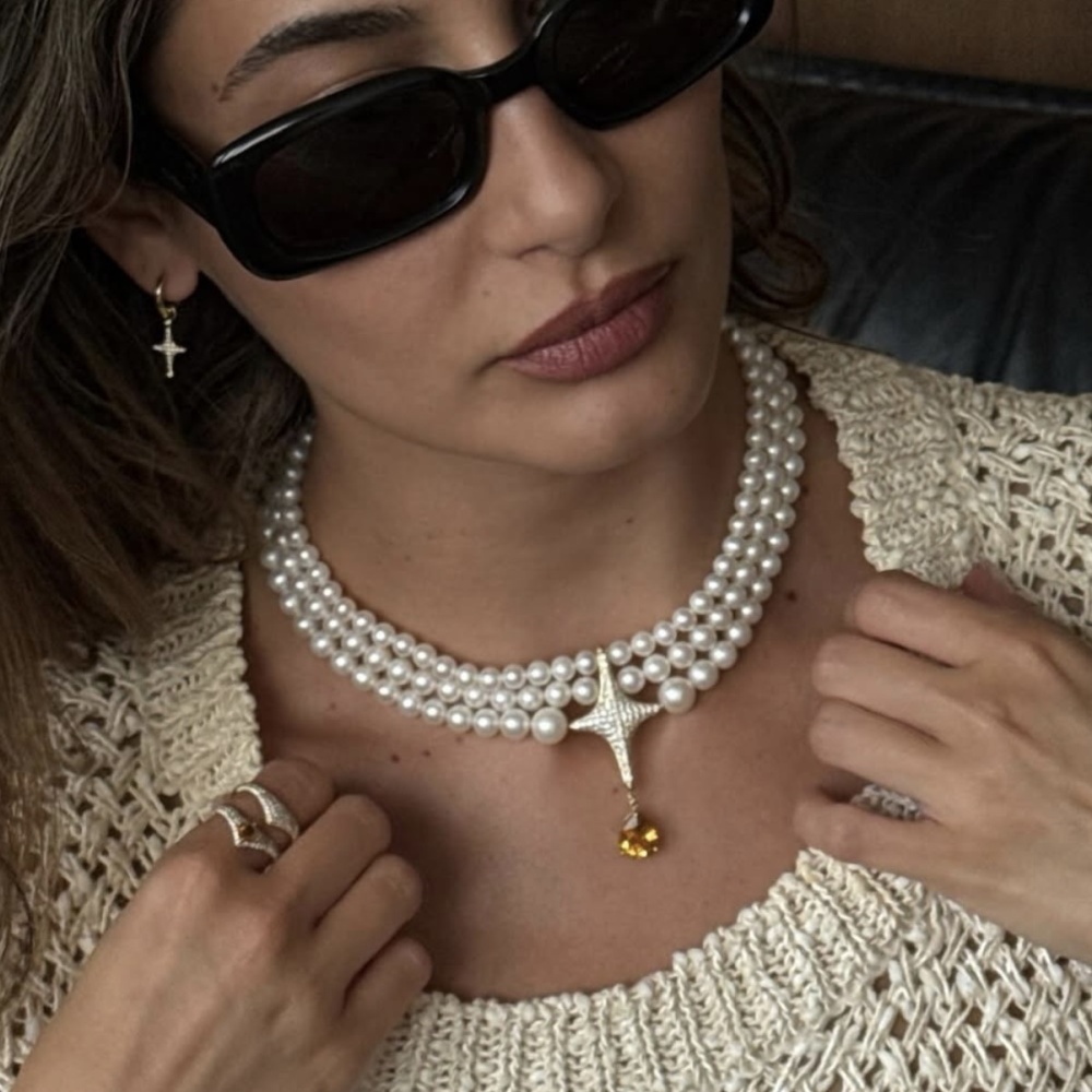 خاص "هي": مصممة المجوهرات السعودية هالة عبدالله مؤسسة علامة OFA.. في عالم تتداخل فيه الفخامة والروح