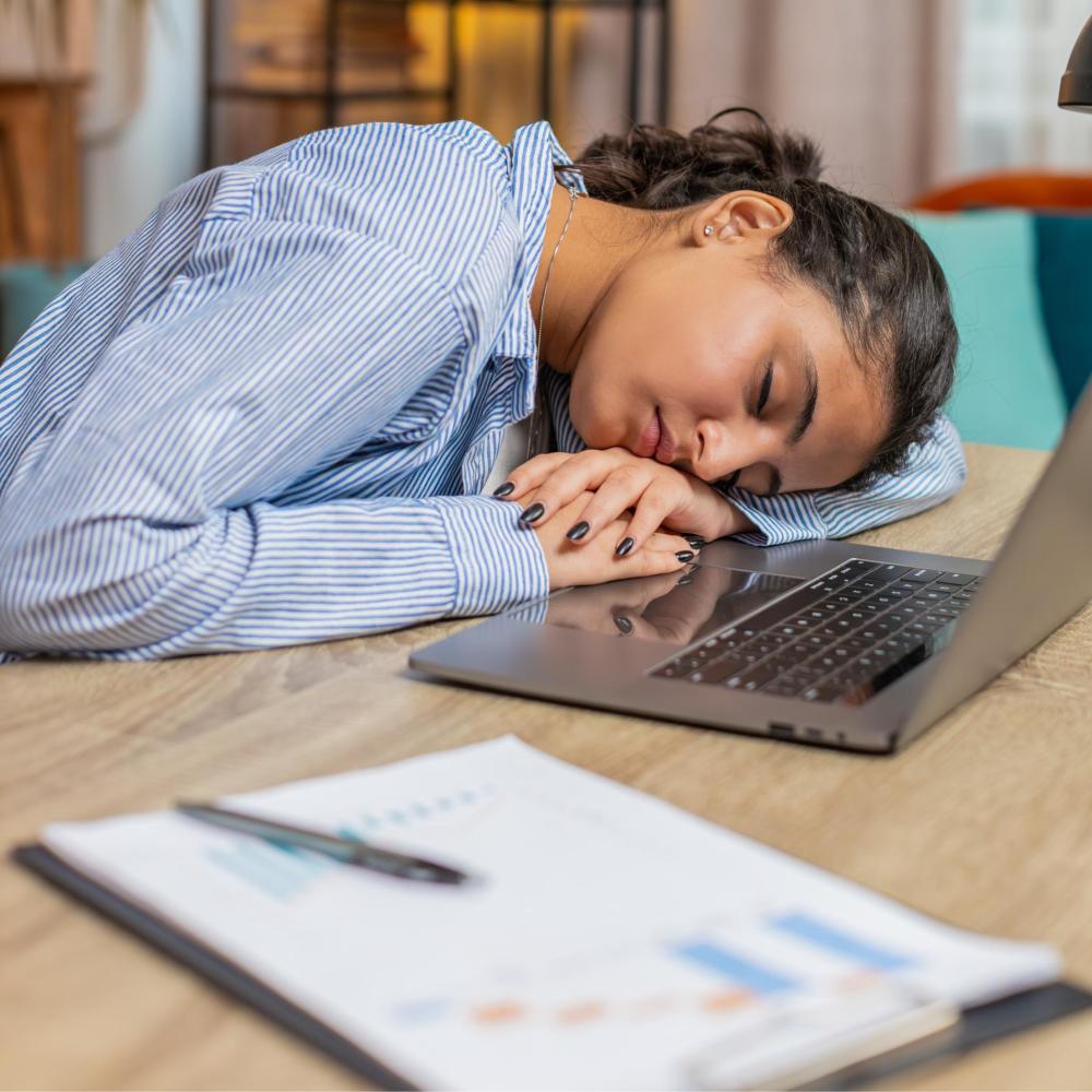 يؤثر النوم القهري على الحياة الاجتماعية والنفسية للمريض