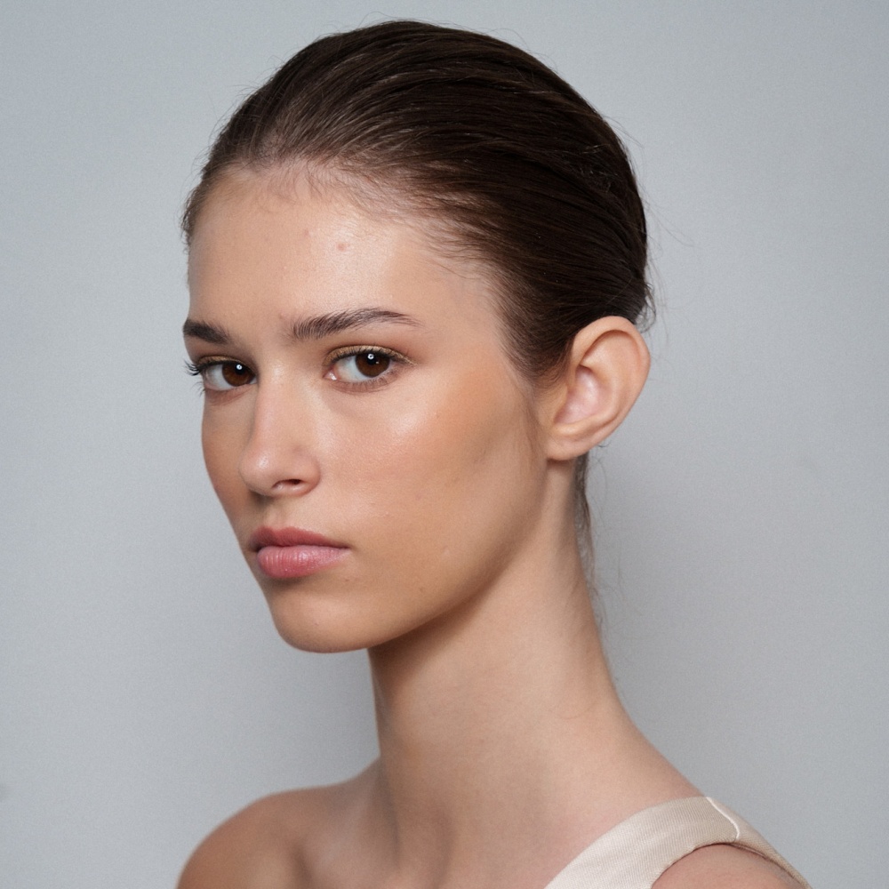  إنعمي ببشرة نقية وموحّدة في الشتاء بأسلوب دار Rami Al Ali