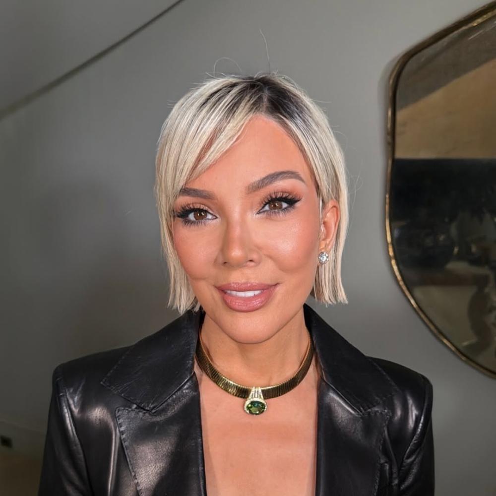 كل ما نعرفه عن كريس جينر  وعملياتها التجميلية