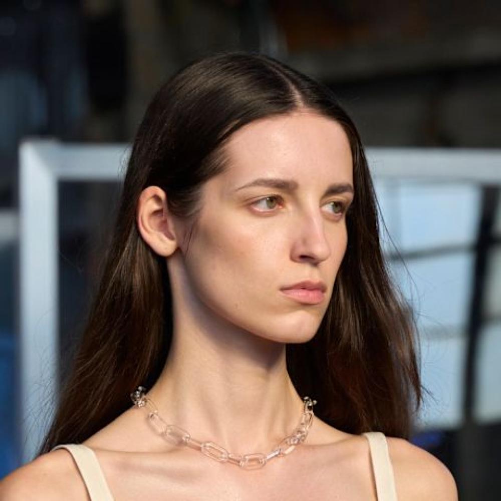 مقشرات الجسم وطريقة استخدامها