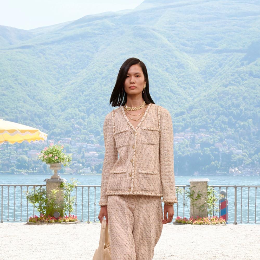 دليلكِ إلى أبرز عروض أزياء مجموعات كروز 2027