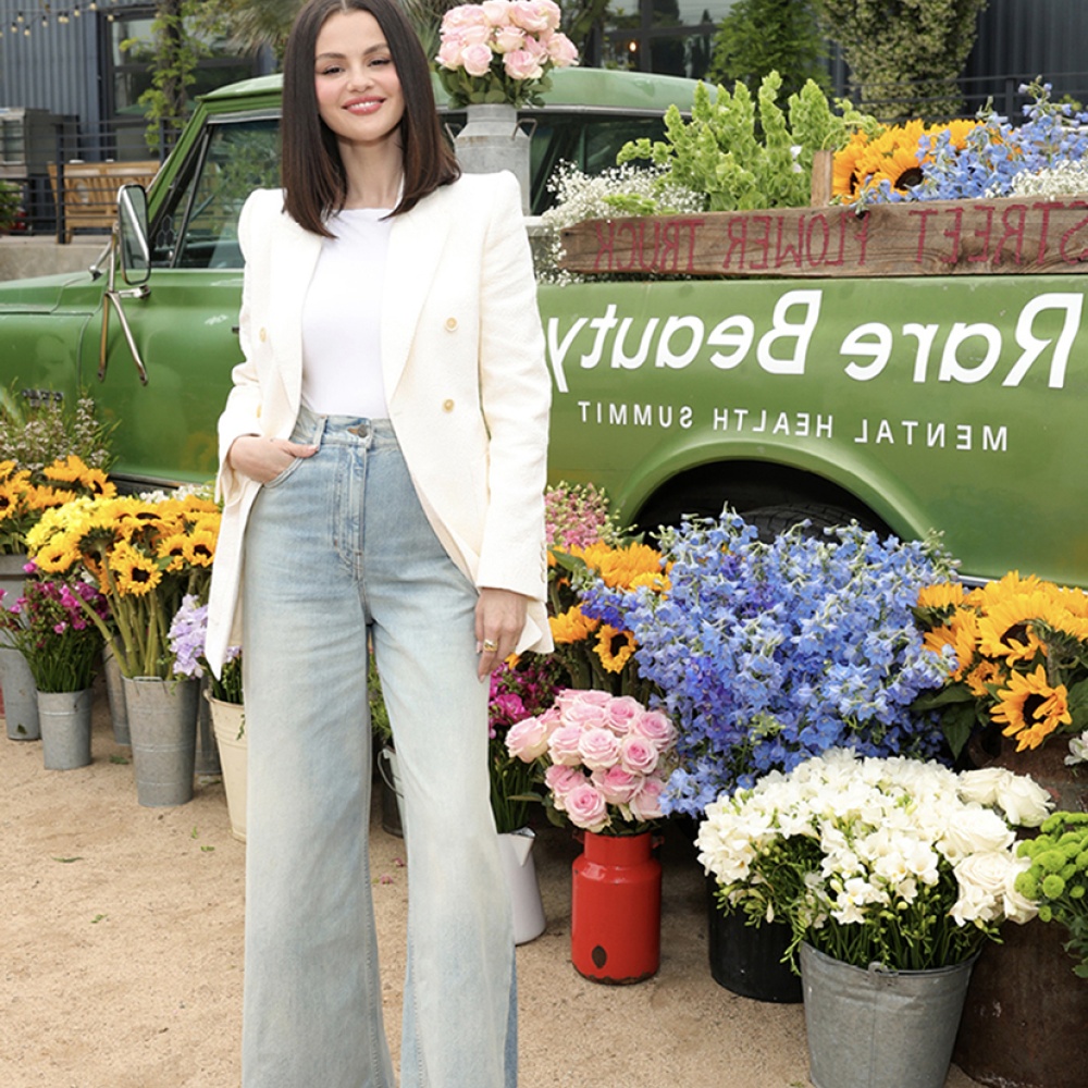 النجمة العالمية سيلينا غوميز 