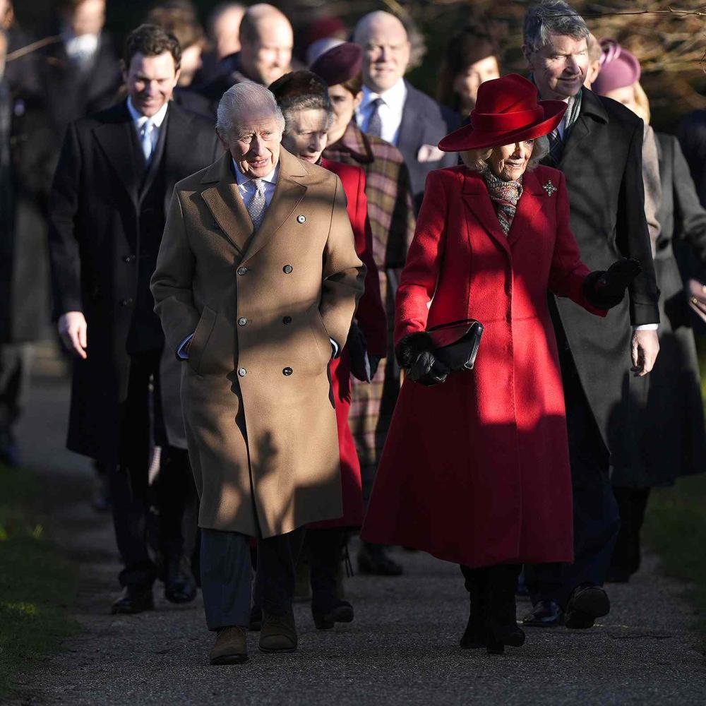 الملكة كاميلا والأميرة آن "معًا"بجانب الملك تشارلز