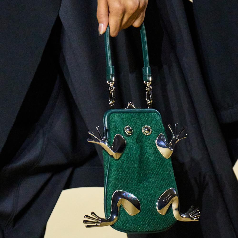 حقيبة على شكل ضفدع من Kronthaler Westwood 