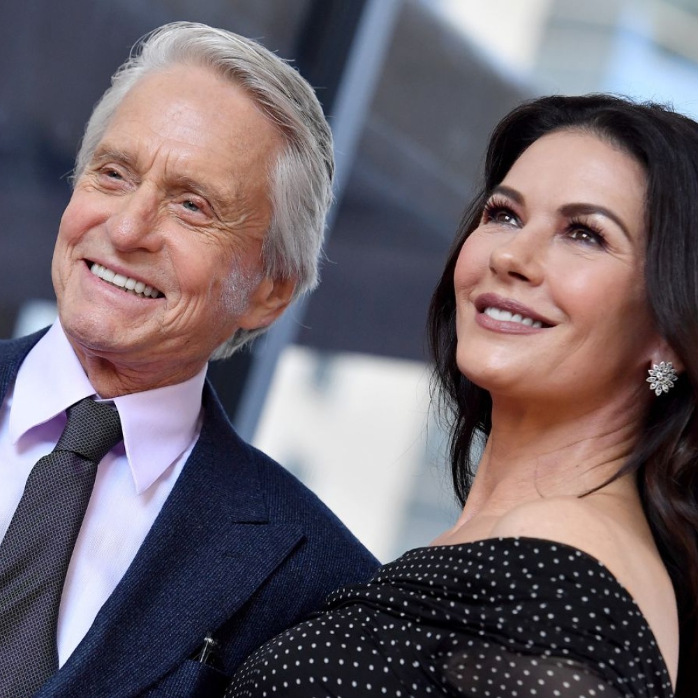 كاثرين زيتا جونز ومايكل دوغلاس