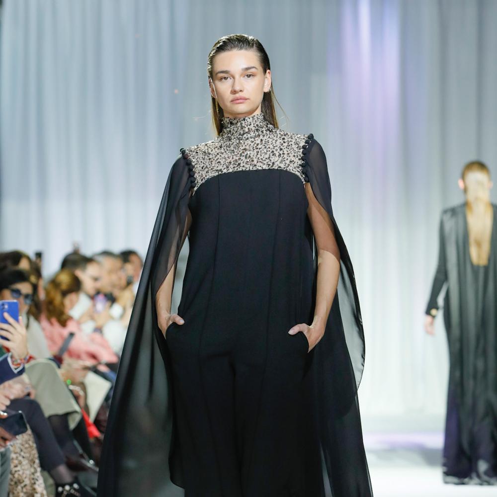 جمبسوت مميز للحفلات والسهرات من Urquizar 