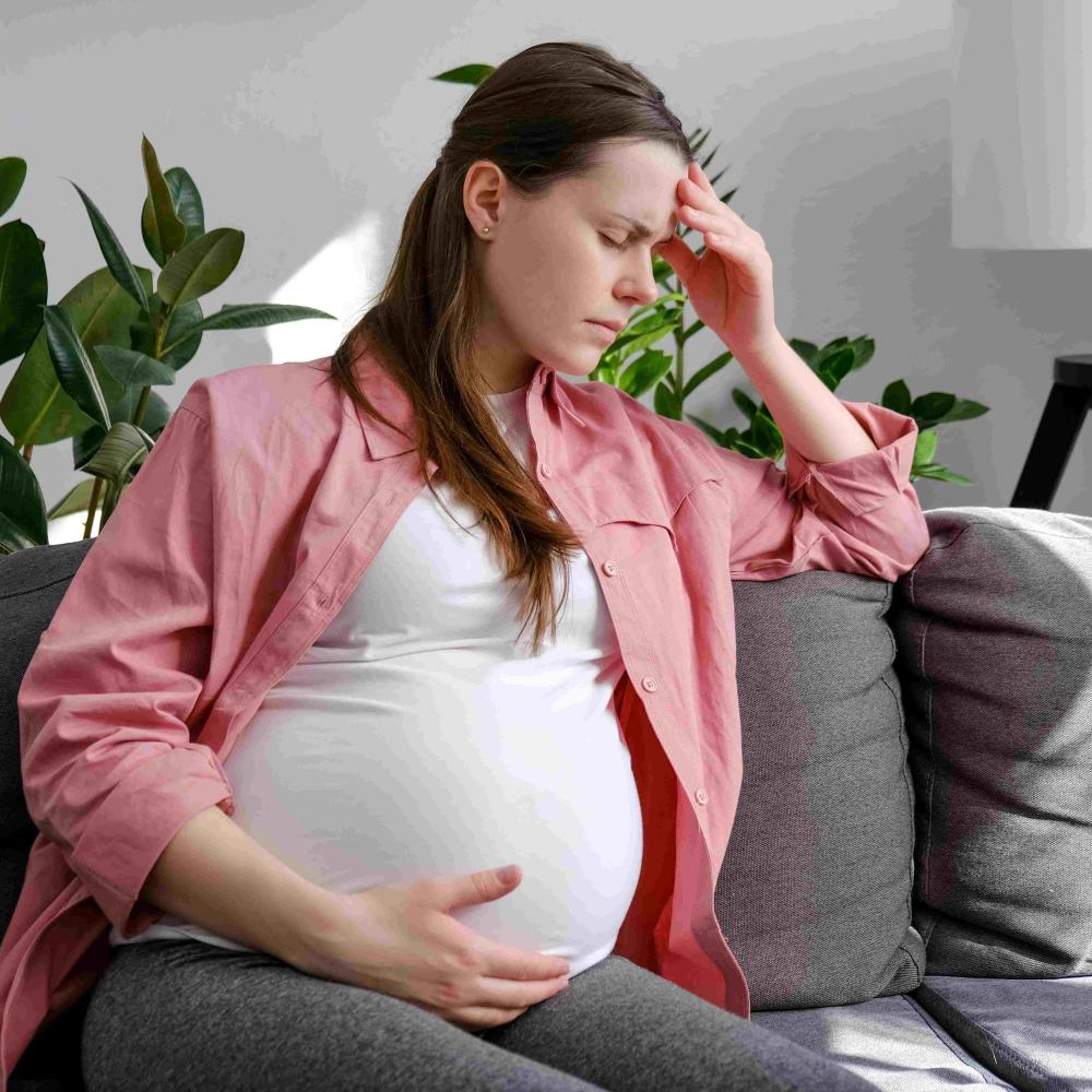 أسباب تأخر الولادة في الشهر التاسع