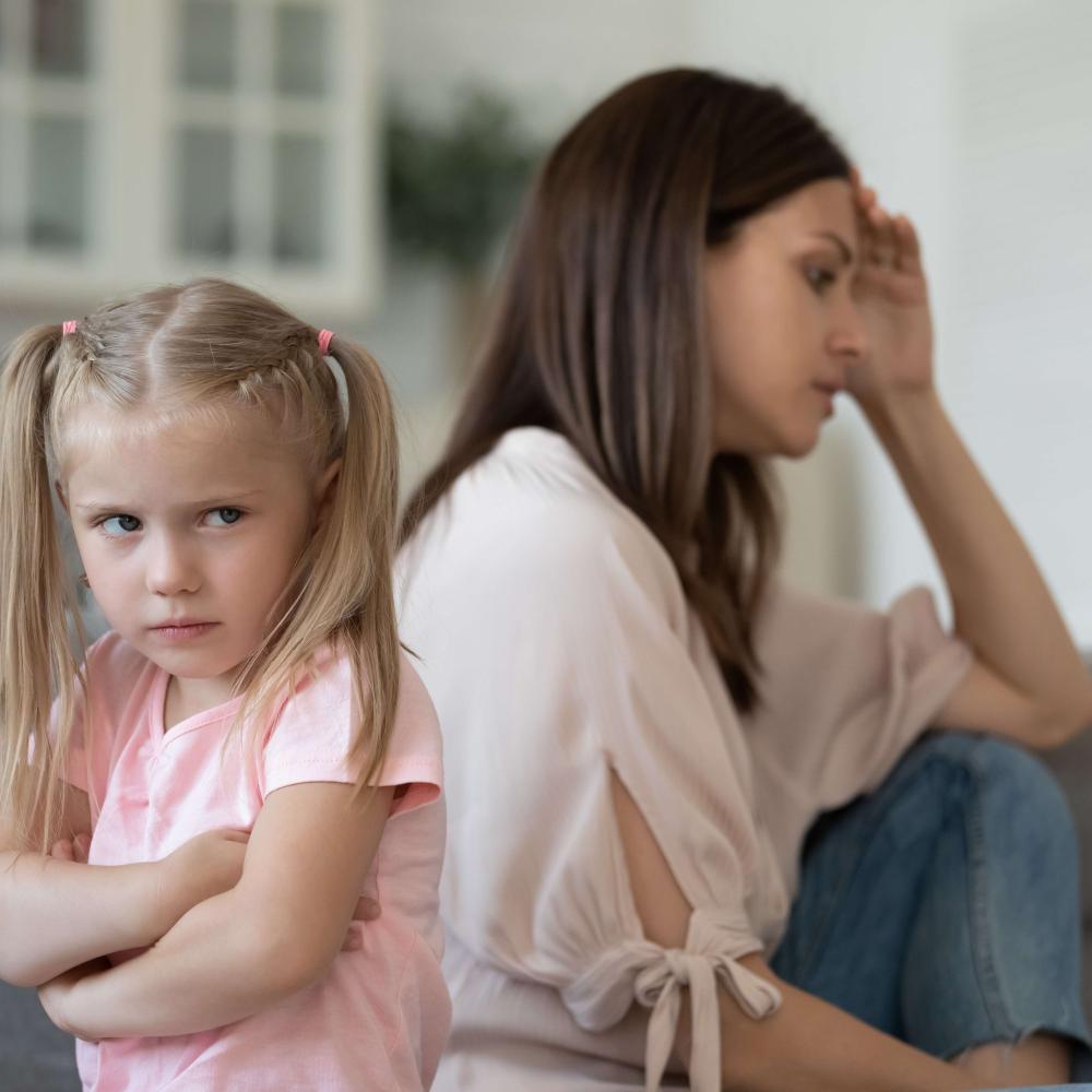 اعرفي أسباب العناد عند الأطفال وافهمي دوافع طفلك للرفض