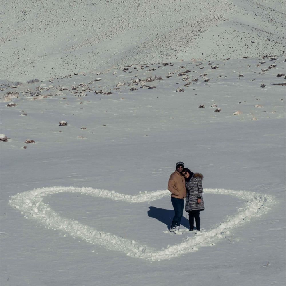 التواصل العاطفي يعزز العلاقة الزوجية