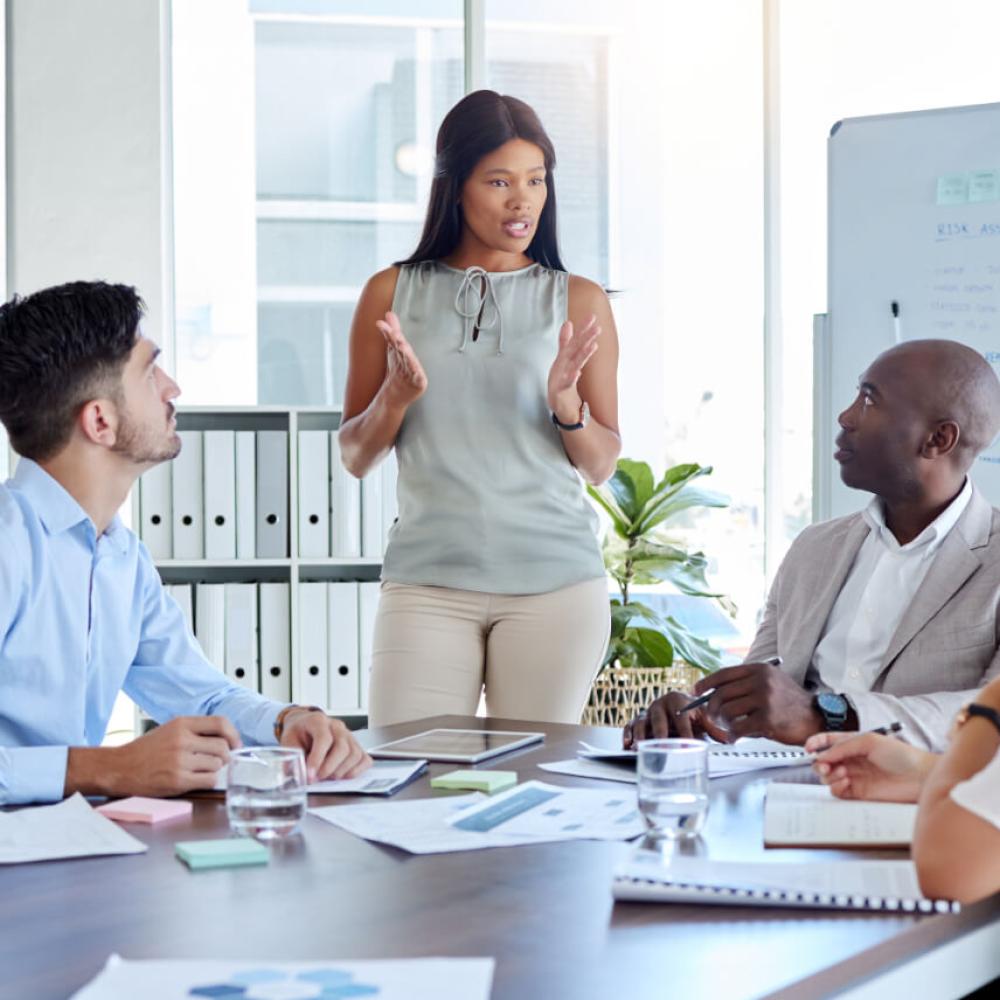 المظهر كقوة ناعمة.. تأثير الأناقة المهنية في بناء الثقة وعقد الصفقات الكبرى