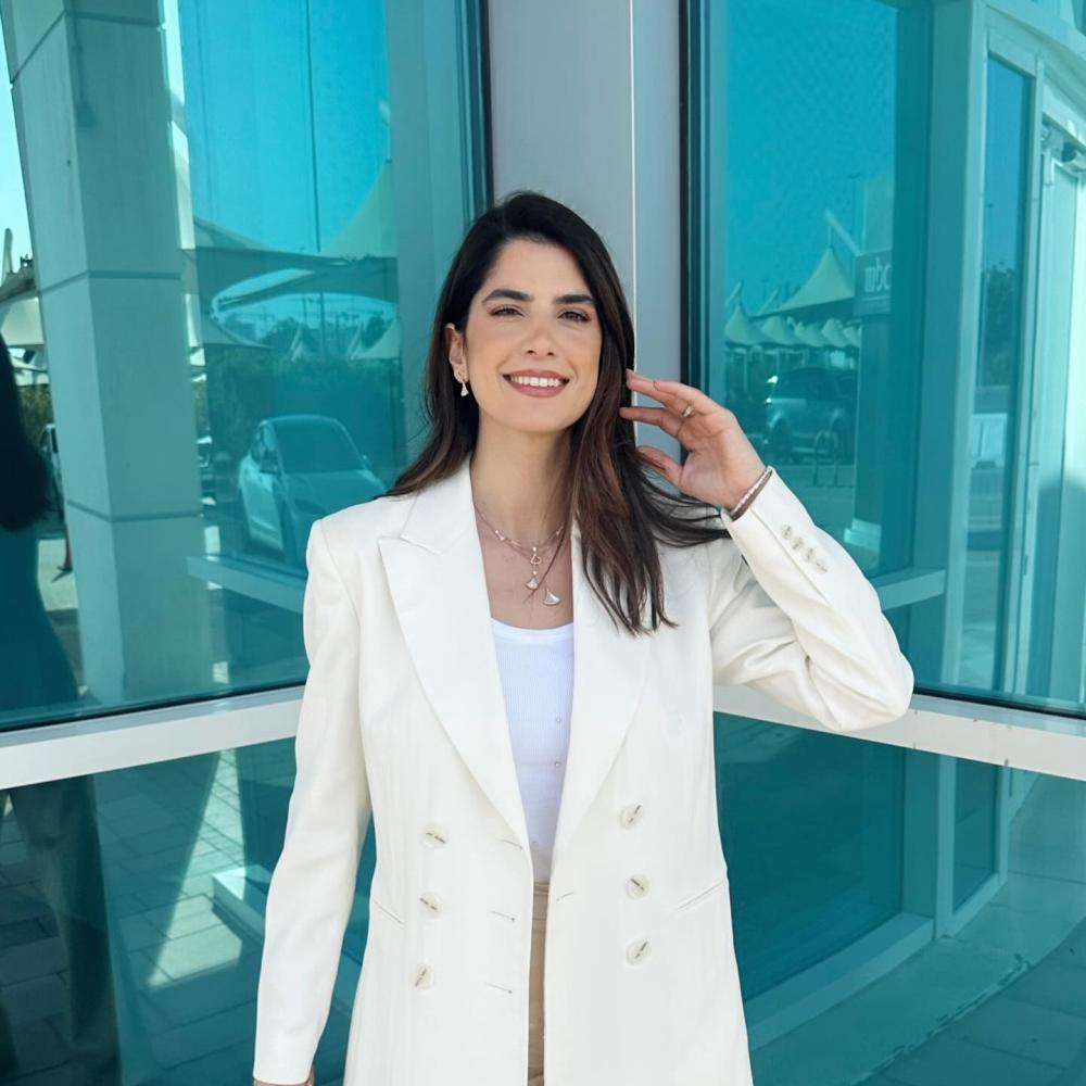 تعرفي على سر أناقة مجوهرات كارمن بصيبص بطلة مسلسل ليل اللبناني 