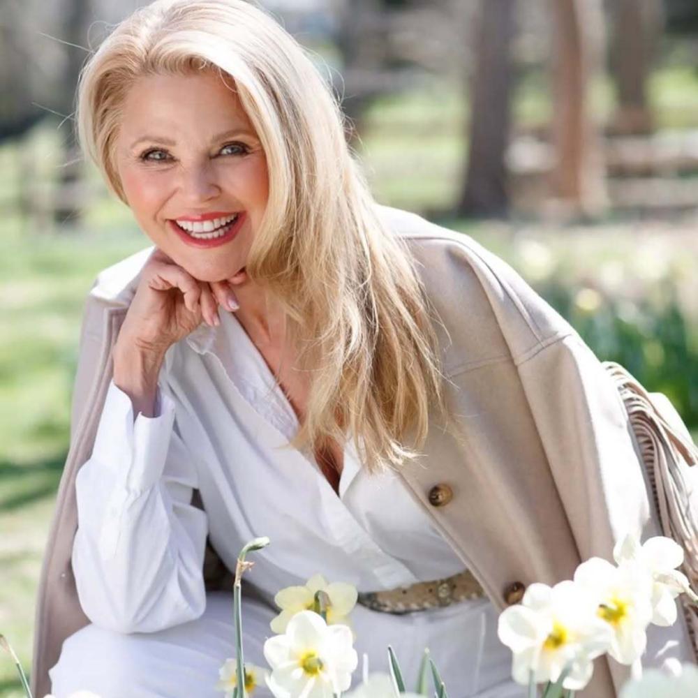 مشاهير فقدوا جزءًا من بصرهم بسبب الجلوكوما.. مرض صامت لا يكتشفه الكثيرون