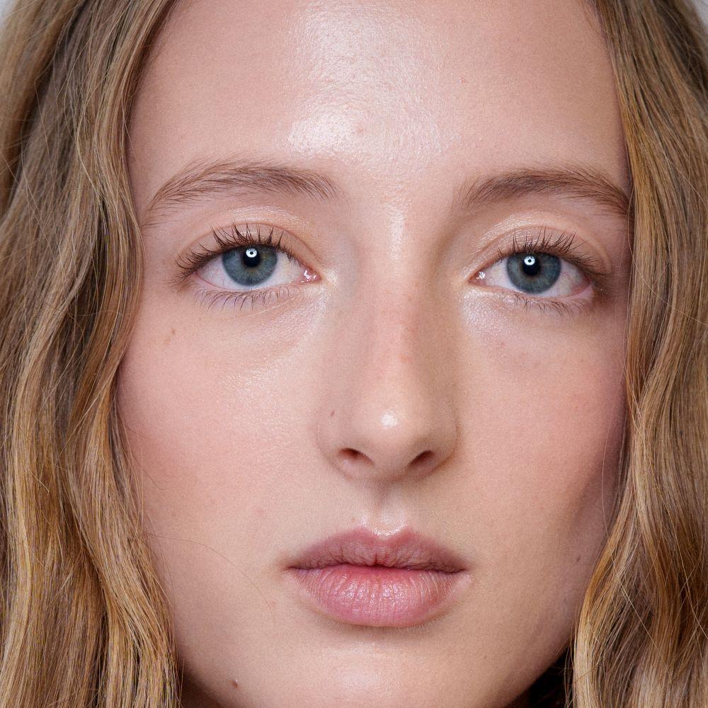 الأحماض الطبيعية: AHA/BHA خطوات فاخرة لتجديد البشرة كل أسبوع