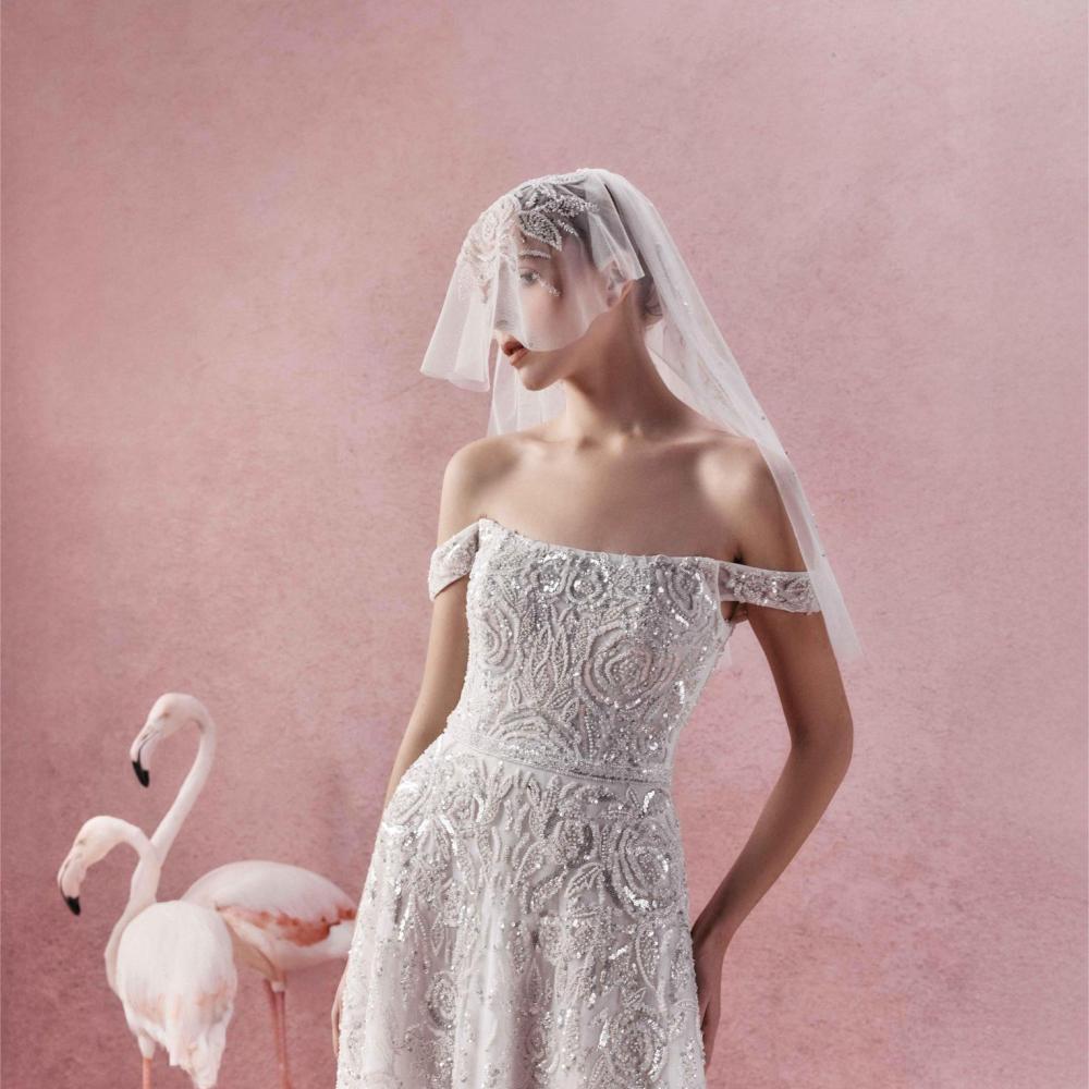 طرحة مزخرفة توقيع المصمم بندي برق