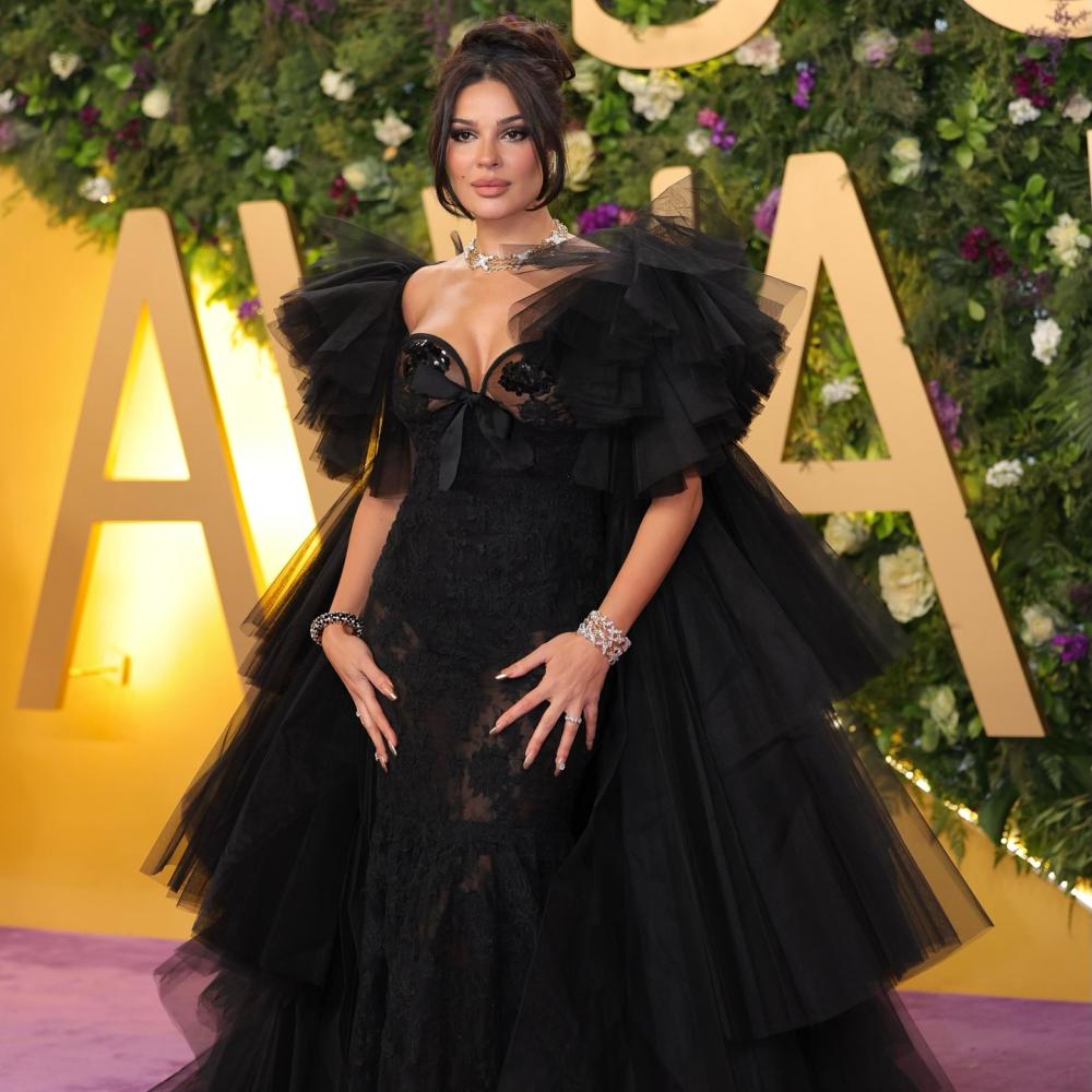 قبل 2026 Joy Awards تذكري معنا مجوهرات النجمات العام الماضي