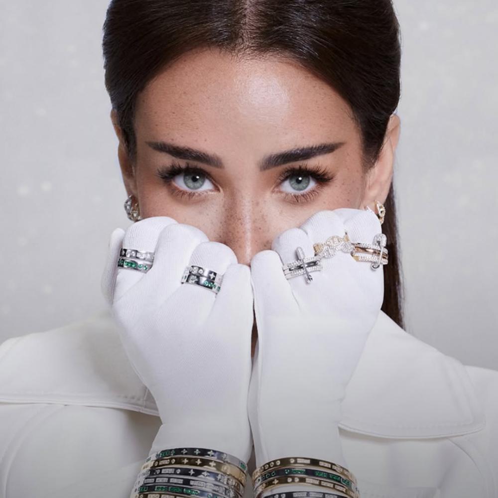  النجمة هنا الزاهد