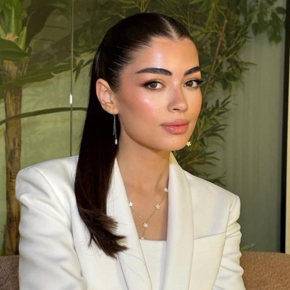 تعتمد نجمات جيل Z على الشاي الأخضر والماتشا