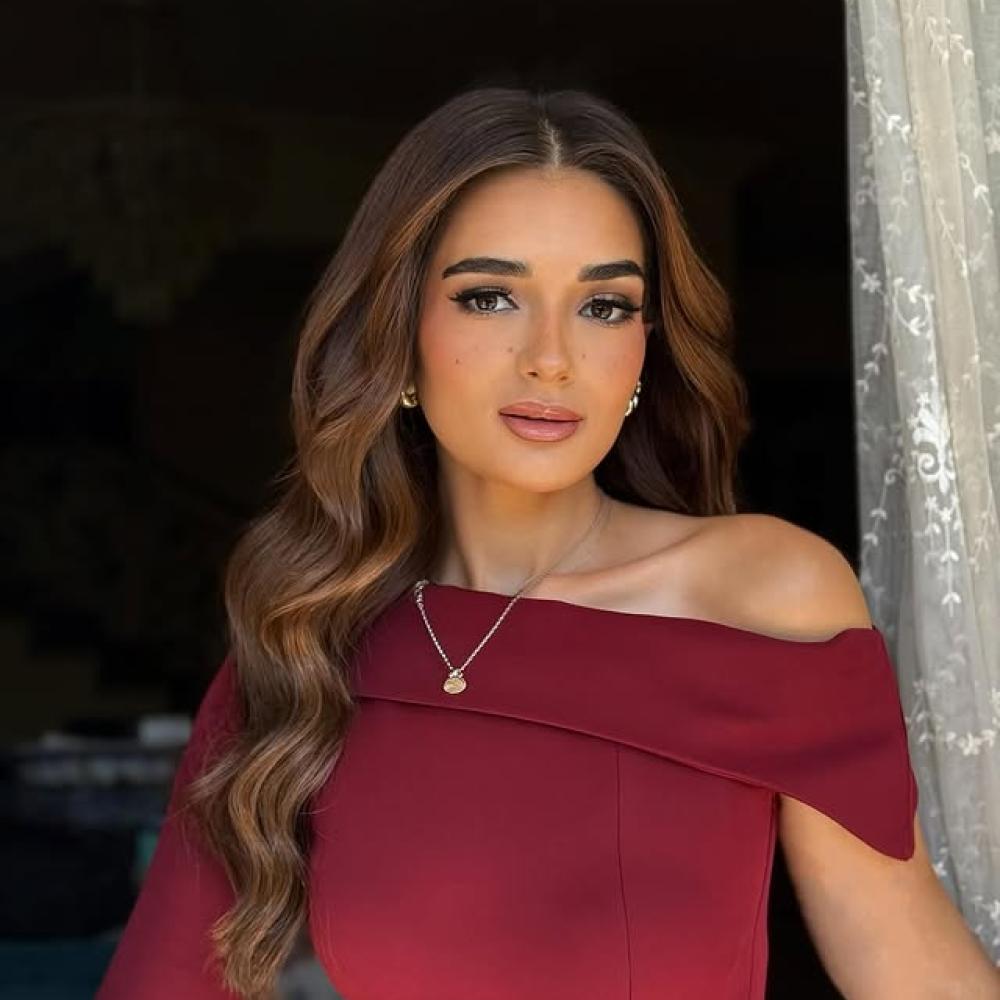 ملك احمد زاهر صورة من انستغرامها