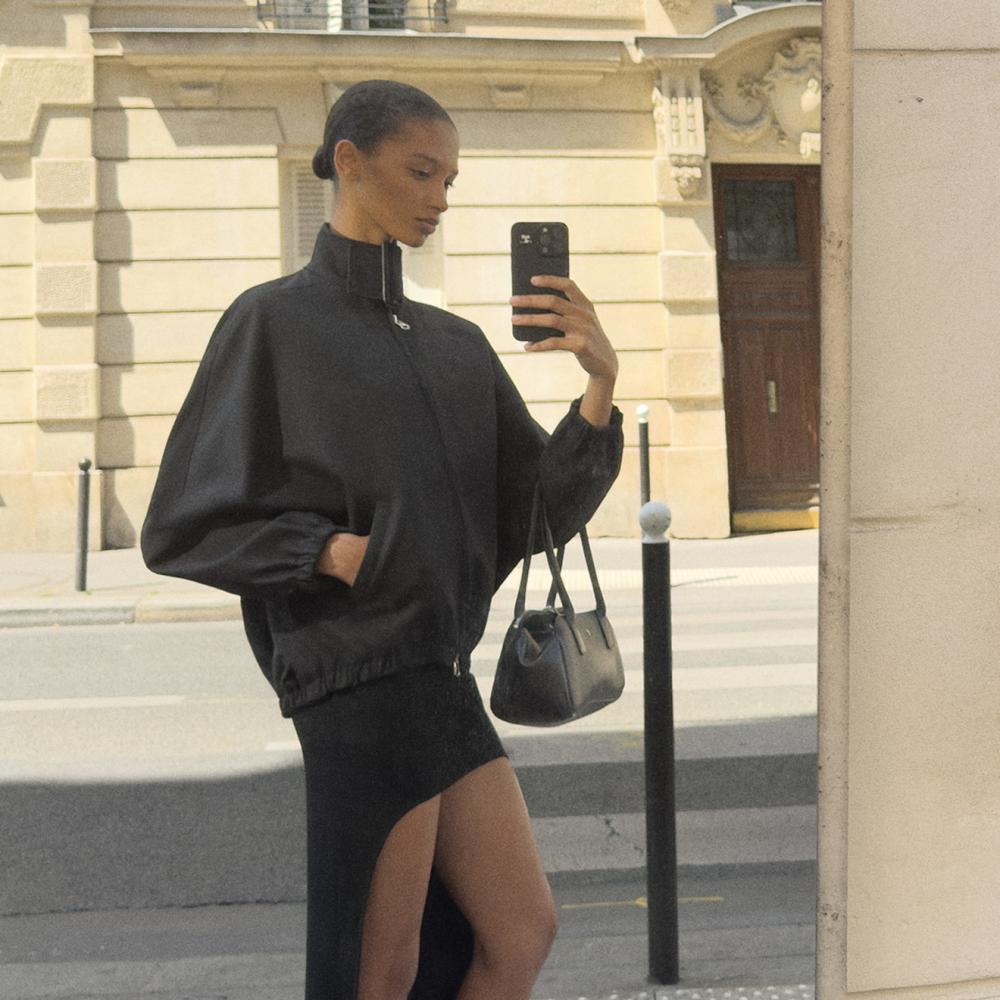 فستان باللون الأسود من كوريج