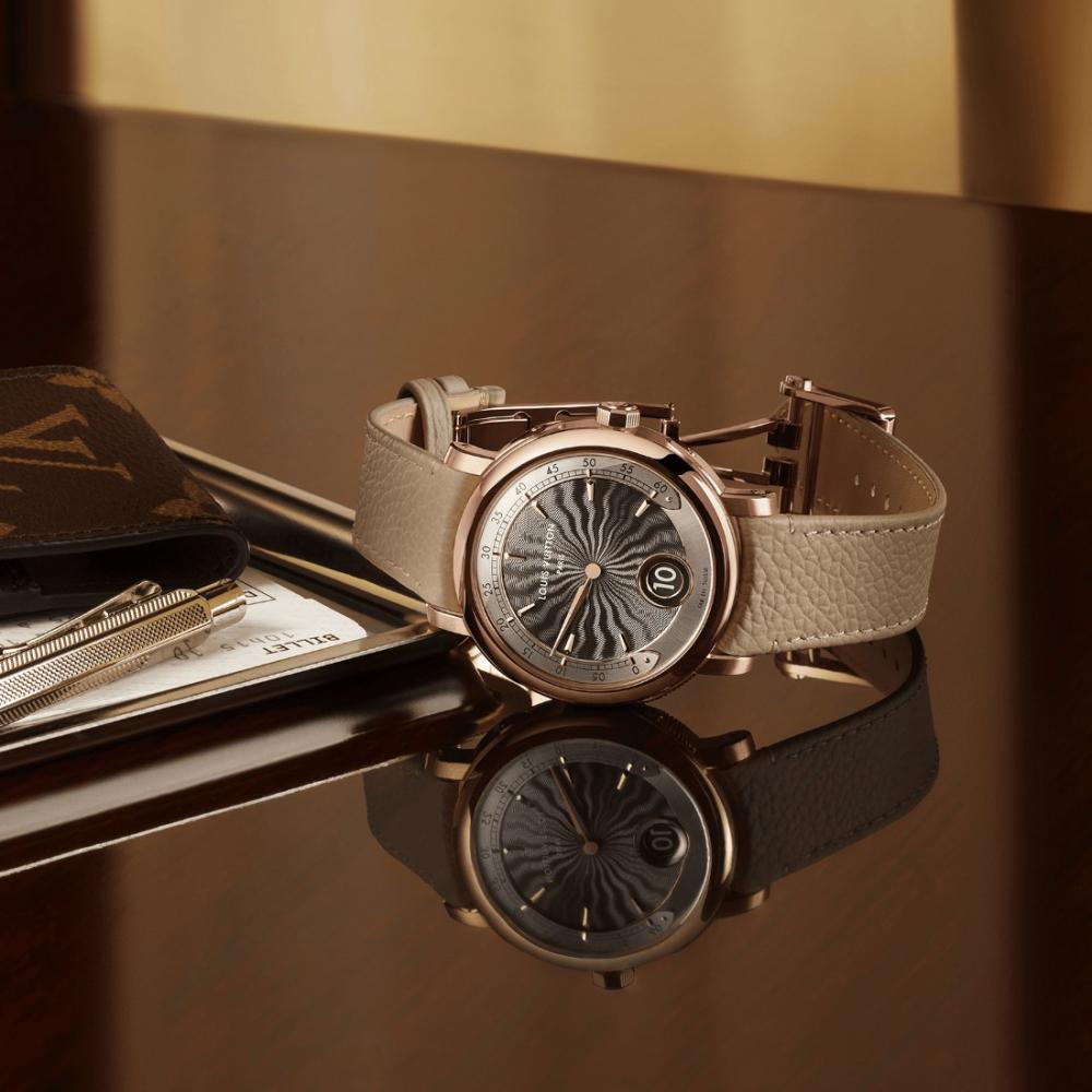 Louis Vuitton Escale صورة خاصة لـ"هي"